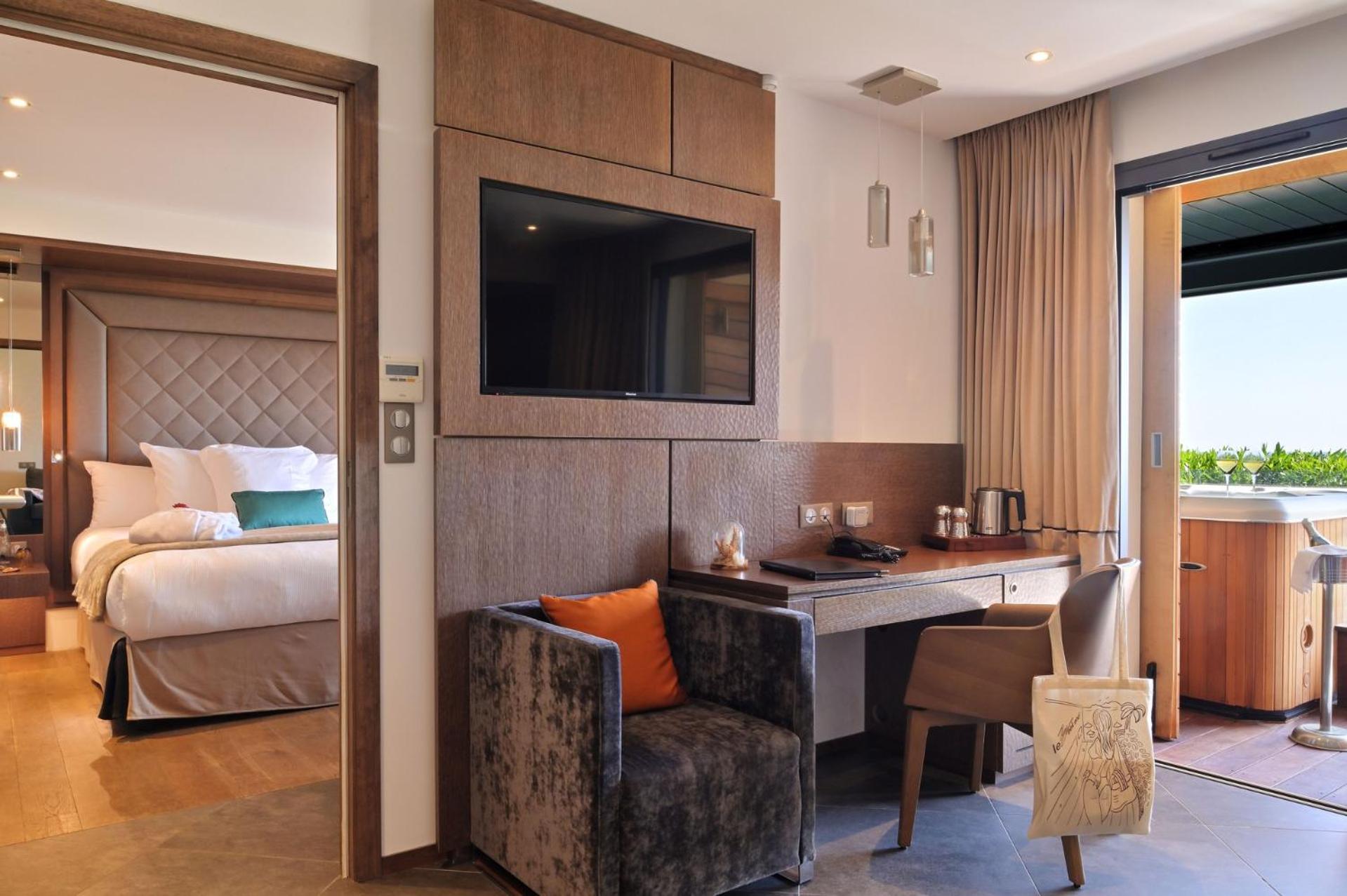 אז'אקסיו Hotel Le Week End מראה חיצוני תמונה